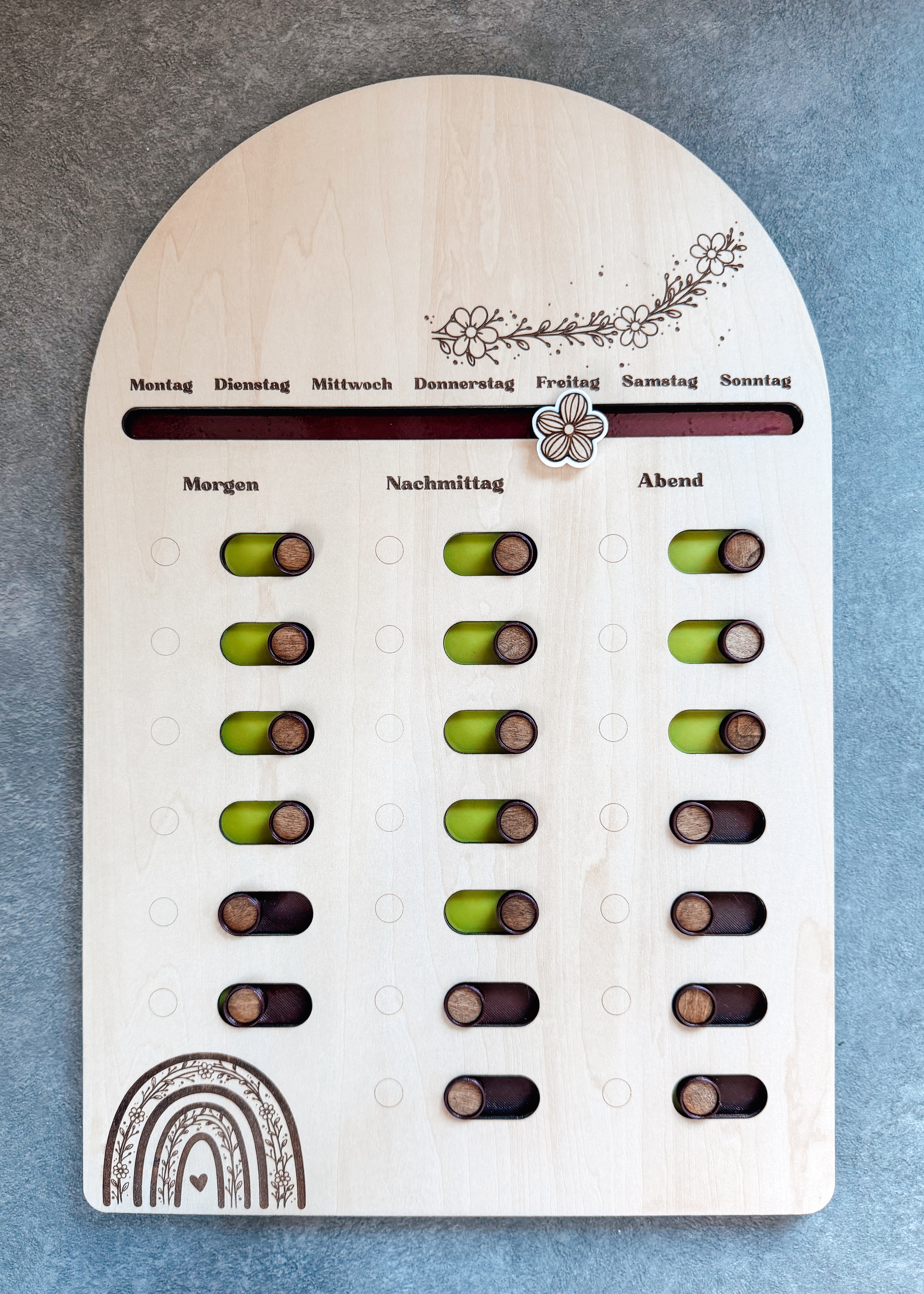Routineplaner Kinder aus Holz - personalisiert mit Name & Motiv - Morgen- Mittag- und Abendroutine Board mit Klett-Tags | ab 3 Jahren